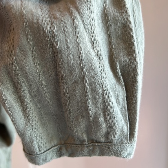 H&M Top - Picture 3 of 7